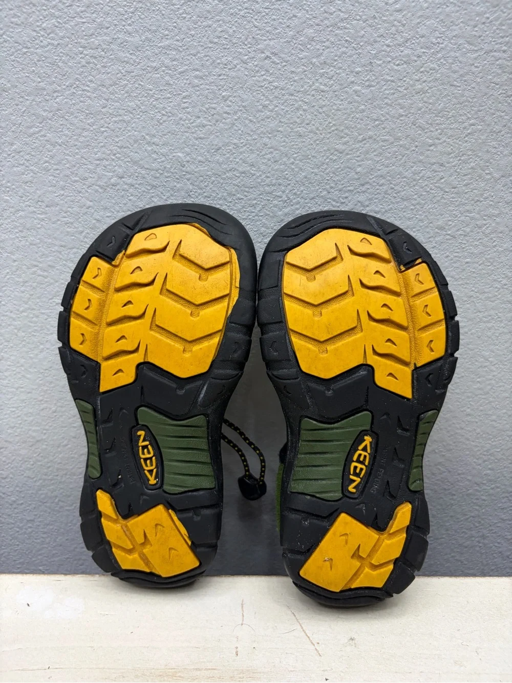 Keen green newport
